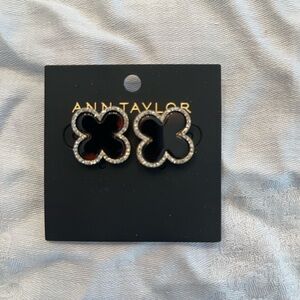 Ann Taylor Clover Stud Earrings Black Silver Crystal